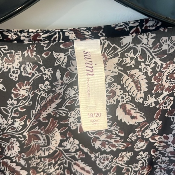 Black Patterned Sleeveless Swim by CACIQUE COVER UP - Picture 3 of 5